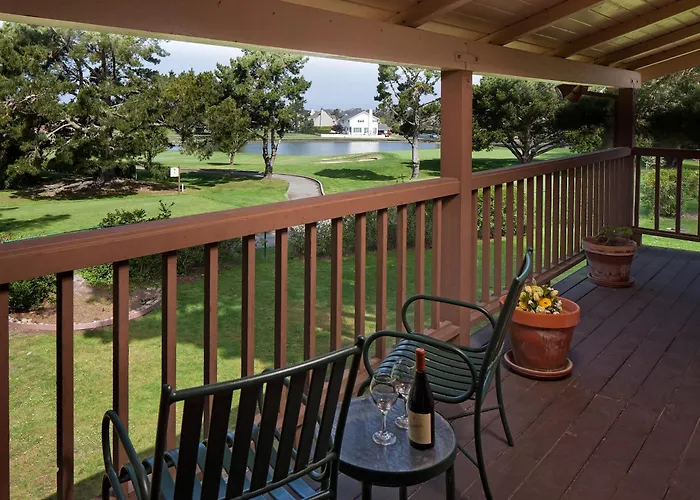 Half Moon Bay Lodge