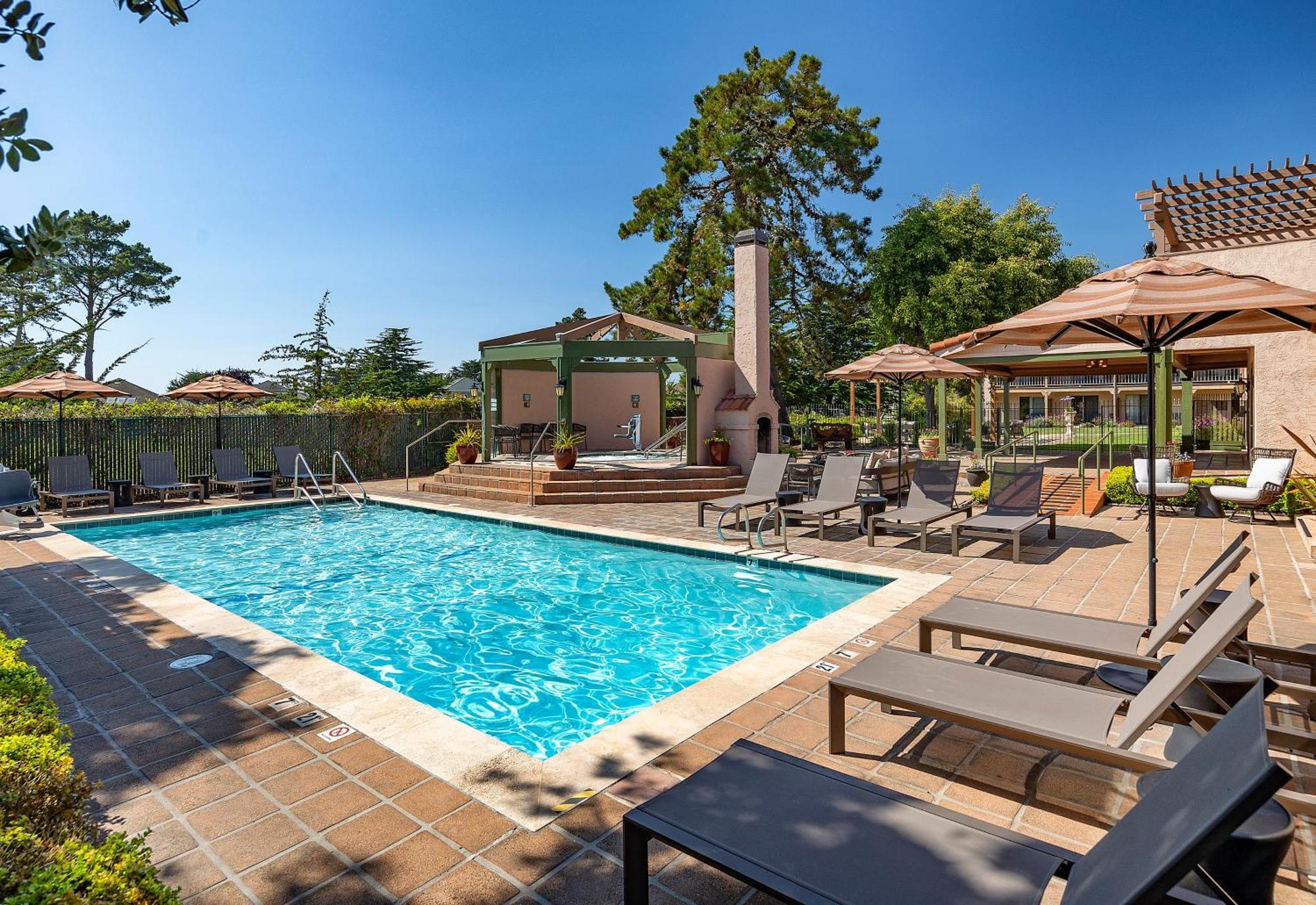 Half Moon Bay Lodge 3*