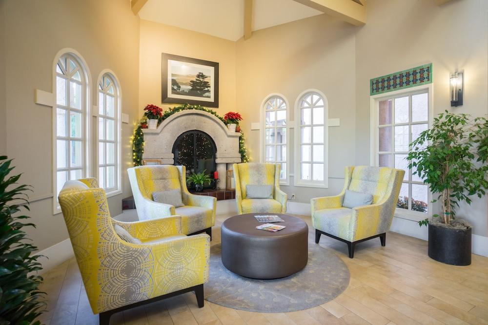 Half Moon Bay Lodge Hotel 3*