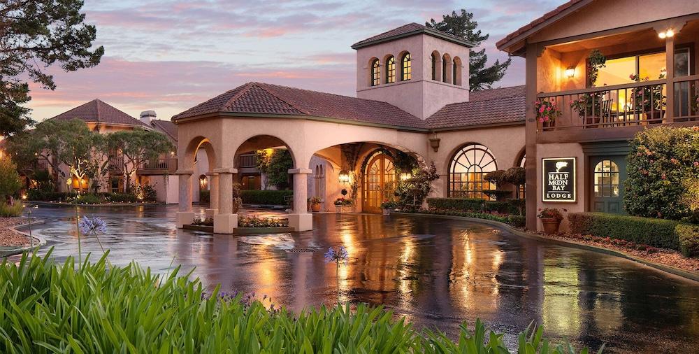 Half Moon Bay Lodge 3*