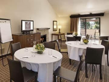 Half Moon Bay Lodge Hotel Half Moon Bay